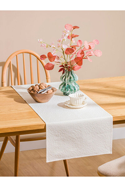 LC Waikiki Sparkling Choices Classicrunner from Shining Store 45X150 cm