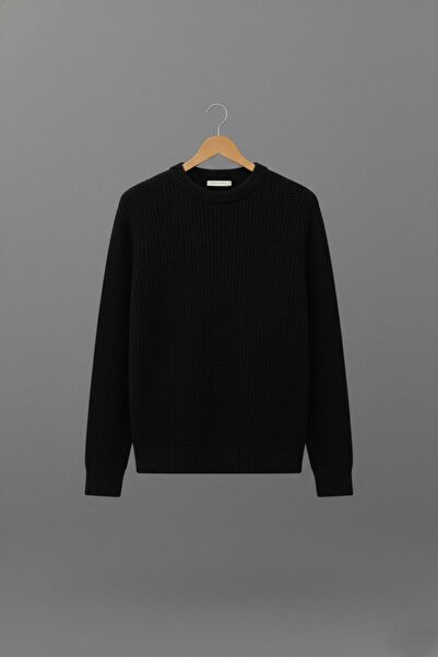 Wkm Denim Men's Oversized Cut Knitted Sweater