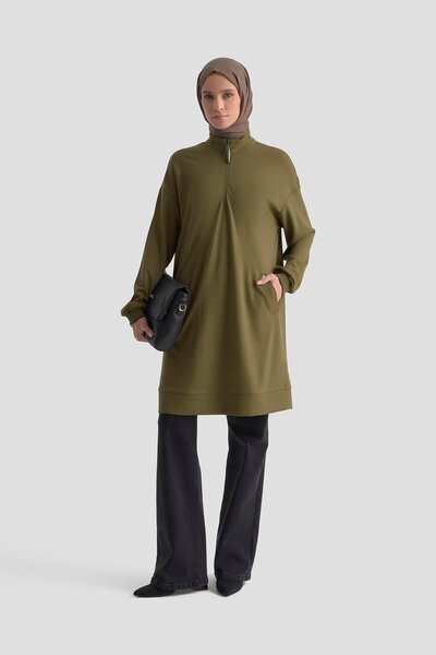 Armine TREND Half Zipper Ribbed Sleeves Knitted Tunic with Pockets Oil Green 25Kt461