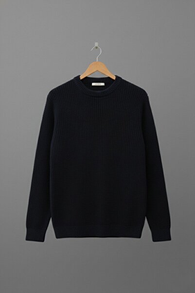 Wkm Denim Men's Oversized Cut Knitted Sweater