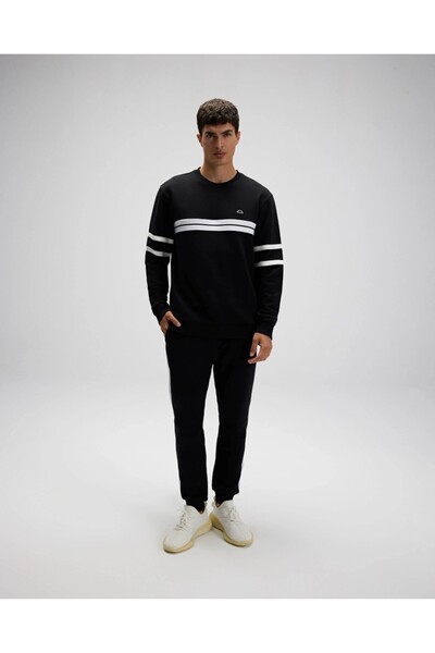 Ellesse ΦΟΡΜΑ ΤΡΕΠΑΝΤΑΣ (ΦΘΙΝΟΠΩΡΟ-ΧΡΙΣΤΟΥΓΕΝΝΙΑΤΙΚΟ 2025)