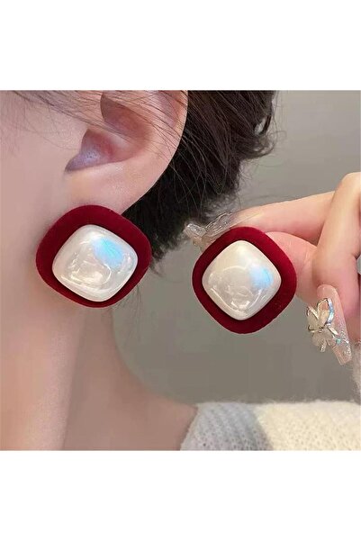 Pelin Aksesuar Bordo Kadife Çerçeveli Beyaz Sedefli Kare Küpe