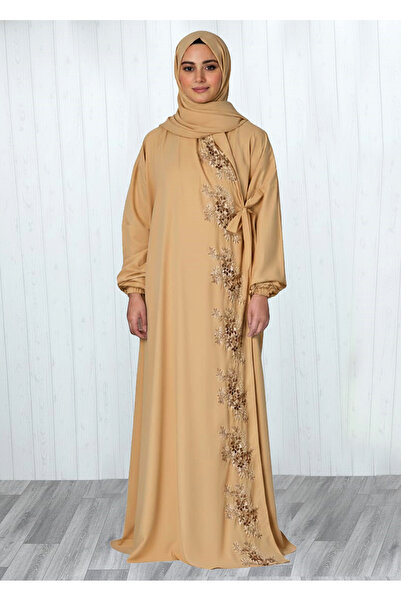 SDD Cool and heavy cotton prayer sheet with unique embroidery and a matching headscarf; wide and comfortable.