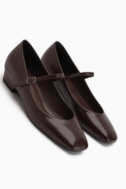 Limoya Yuphin Brown Short Heeled Belted Women's Heeled Shoes