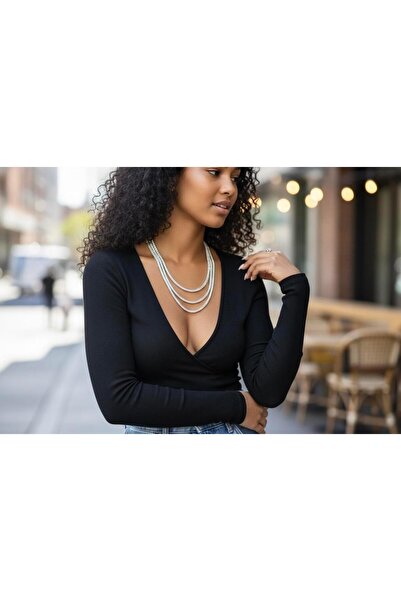 neslyaccessories Stone-embellished triple-row necklace