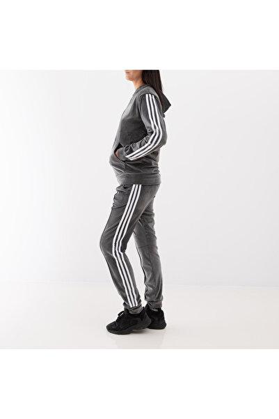 ElectraStore Adidas Looks Velvet Tracksuit