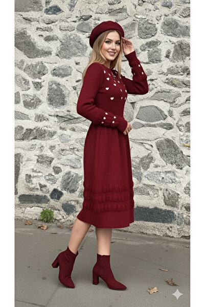 ikomteks Stylish Knitwear Dress with Heart Embroidery