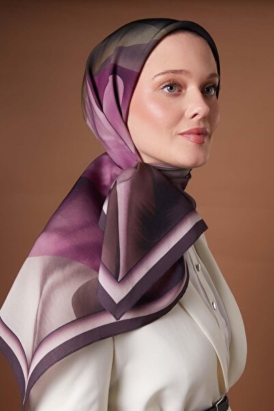 Levidor Lilac Fragmented Pattern Aura Scarf