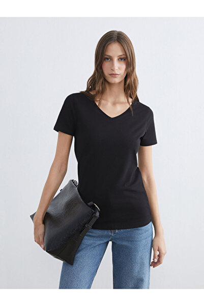 LC Waikiki تي شيرت نسائي من I V Dikim من Freezen Store