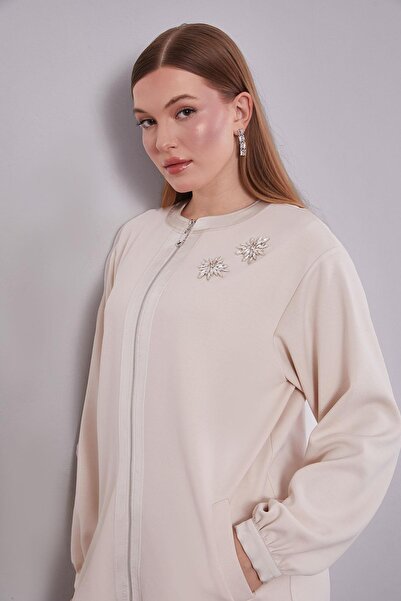 Levidor Cream Ribbon Detailed Double Suit