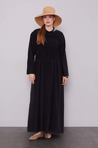 Levidor Black Gather Detailed Dress