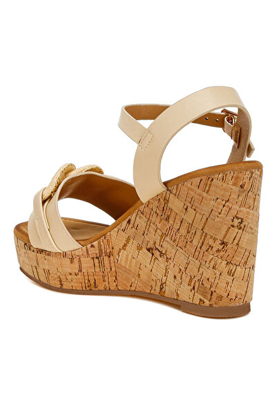 london Rag Women Cushion Chain Pin Buckle Wedges in Beige