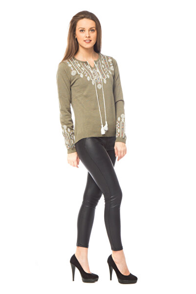 TINKA Fashion Khaki sweater with traditional pattern