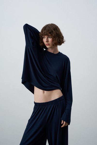 Maison De Pure Bella Long Sleeve Short Form Blouse