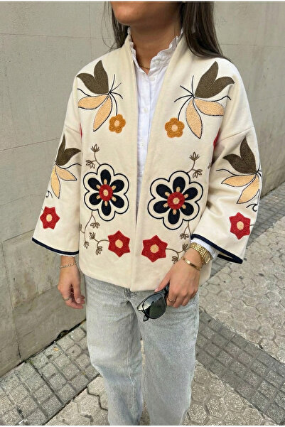 FEMELLE Κρεμ Κεντημένο Vintage Μπουφάν με Κέντημα