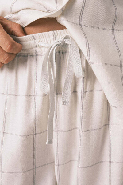 Women'secret White cotton flannel classic pyjamas with plaid print