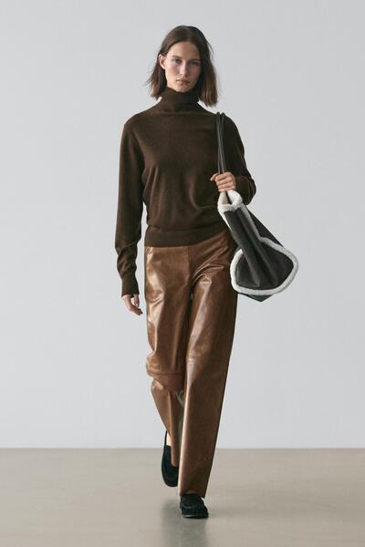 Massimo Dutti Parlak napa deri İspanyol paça pantolon