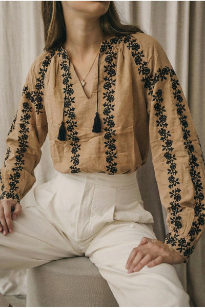 FEMELLE Women's Beige Collar Tassel Embroidered Cotton Blouse