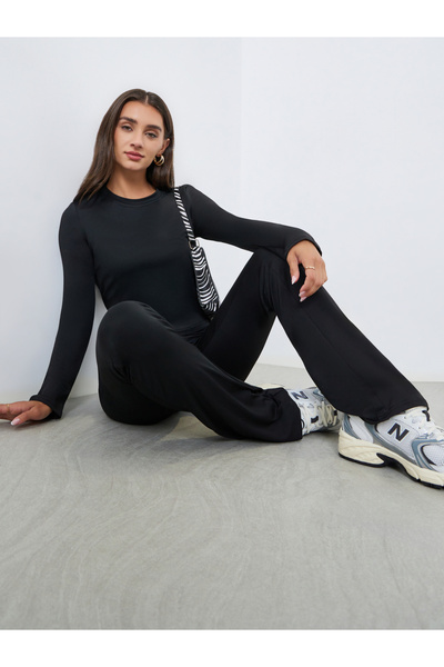 Styli Black Fitted T-Shirt and Leggings Co-ords
