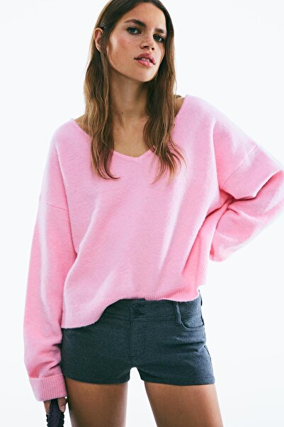 Bershka V yaka yumuşak dokunuşlu kazak