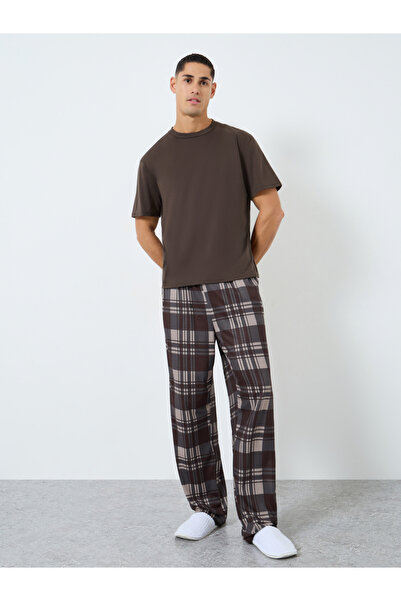 Styli Relaxed Fit Checked T-Shirt and Long Pyjama Set