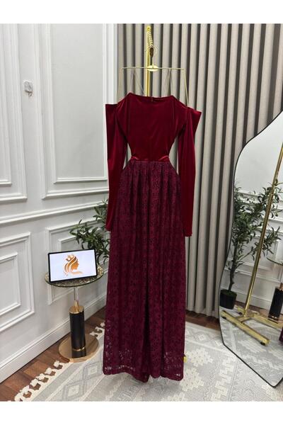 lamsuh harir Ian's dress