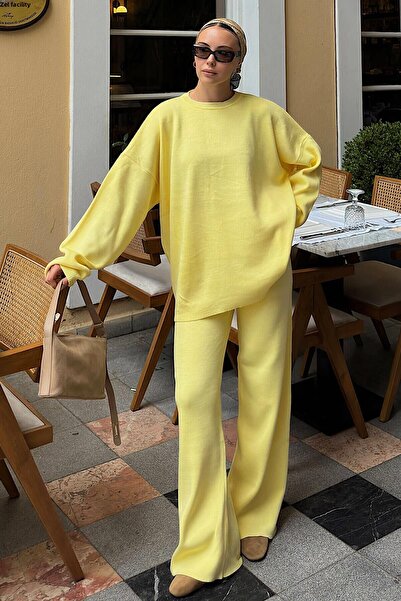 Swist Yellow Crew Neck Oversize Sweater-Pants Knit Women's Bottom-Top Set