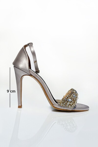 BRITY Pantofi de seară cu o singură curea cu detalii din piatră din satin