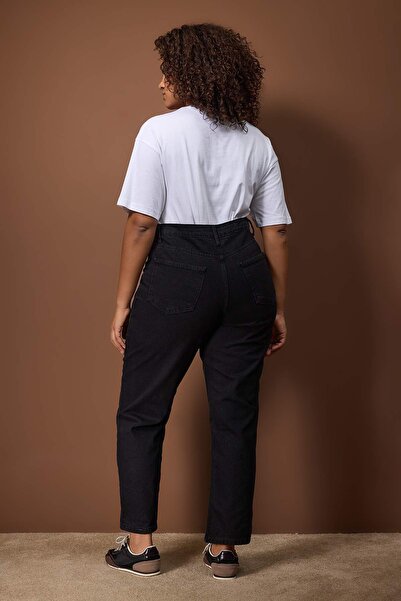Trendyol Curve Black High Waist 90S Straight Fit Plus Size Jeans Tbbaw26Cj00052