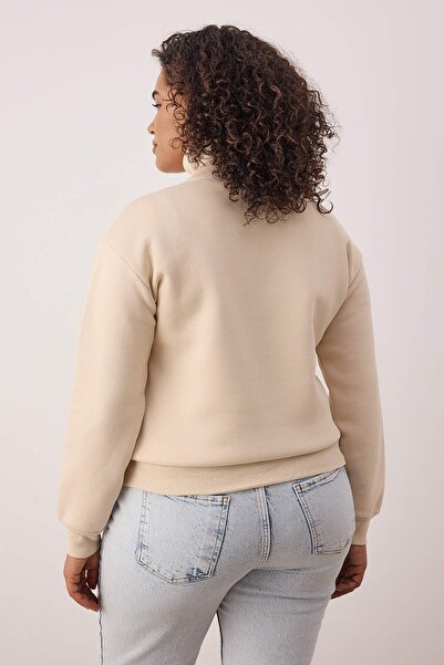 Trendyol Curve Stone Teddy Bear Embroidered Zippered Collar Oversized Sweatshirt Tbbaw26Ao00041