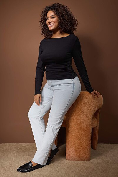 Trendyol Curve Black Straight Fitted/Bodycon Ruched Detail Stretch Knitted Blouse Tbbaw26Af00121