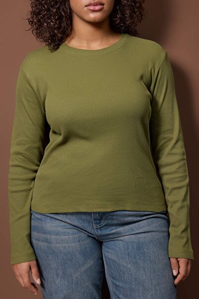 Trendyol Curve Black-Khaki 2-Pack Crop Camisole Knitted Plus Size Blouse Tbbaw26Af00055