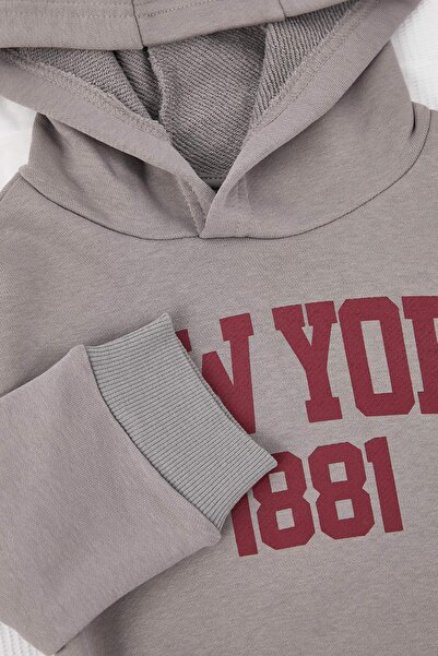 TRENDYOLKIDS Gray Slogan Knitted Bottom - Top Set Tkdaw26Au00003