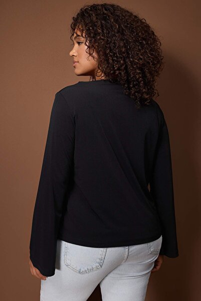 Trendyol Curve Black Relaxed/Casual Fit Spanish Sleeve Stretchy Knitted Blouse Tbbaw26Af00103