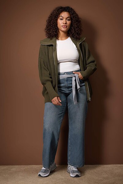 Trendyol Curve Khaki Turn-Down Collar Zippered Knitwear Cardigan Tbbaw25Av00009