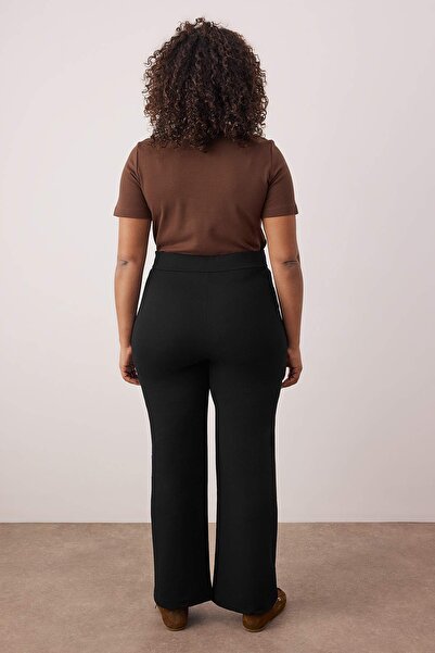 Trendyol Curve Black Rib Detailed Straight Fit Knitted Plus Size Pants Tbbaw26Ar00029