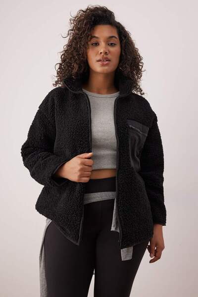 Trendyol Curve Winter Essentials Black Thick Fleece Zippered Stand Collar Pocket Knitted Sweatshirt Tbbaw26Ao00022