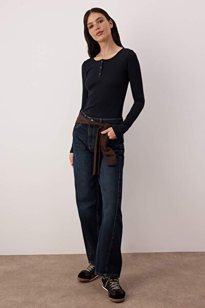 Trendyol Collection Navy Blue Snap Fastener Fitted/Bodycon Corded Fabric Stretchy Knitted Blouse Twoaw25Bz00080