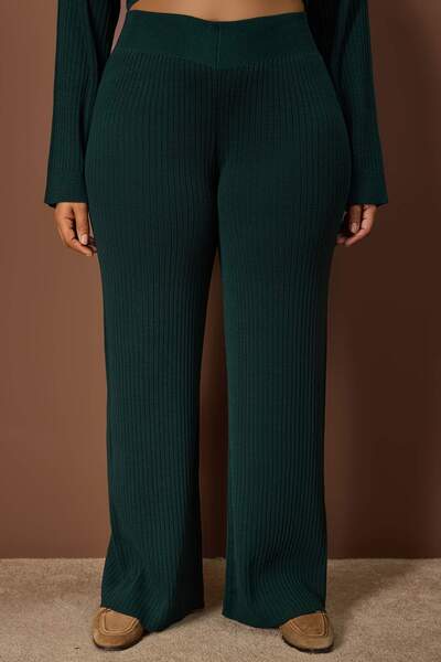 Trendyol Curve Emerald Green Ribbed Crew Neck Knitwear Sweater Pants Set Tbbaw23Cp00044