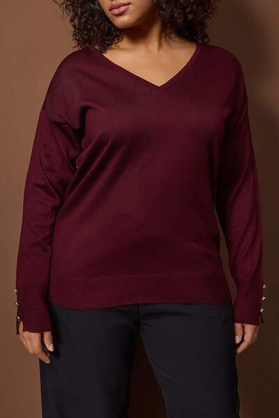 Trendyol Curve Burgundy V-Neck Button Detailed Knitwear Sweater Tbbaw23An00043