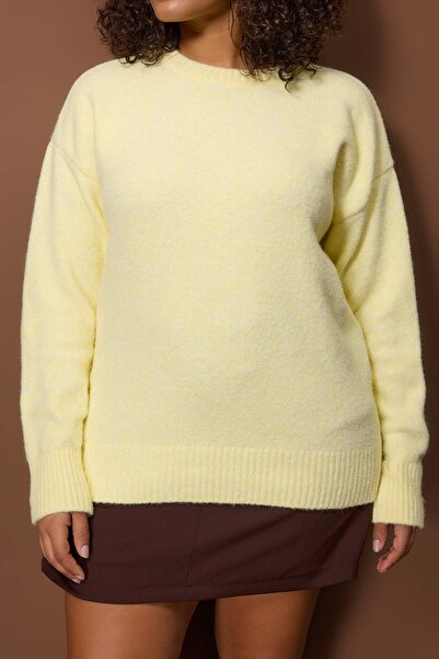 Trendyol Curve Wardrobe Essentials Yellow Wool Premium Yarn Basic Knitwear Sweater Tbbaw26An00049