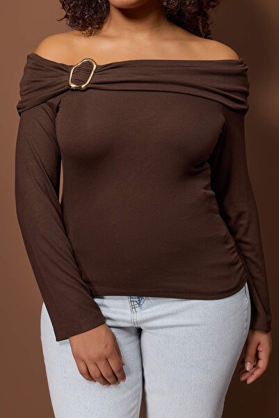 Trendyol Curve Red Viscose Soft Fabric Bodycon Carmen Collar Knitted Plus Size Blouse Tbbaw26Af00094