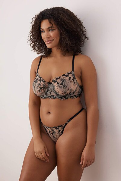 Trendyol Curve Black Brode Floral Plus Size Underwear Set Tbbaw26Dg00008
