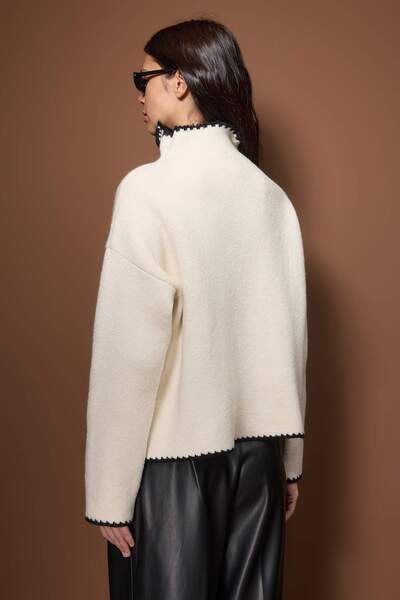 Trendyol Collection Ecru Mock Neck Color Block Knitwear Cardigan Twoaw26Hi00295