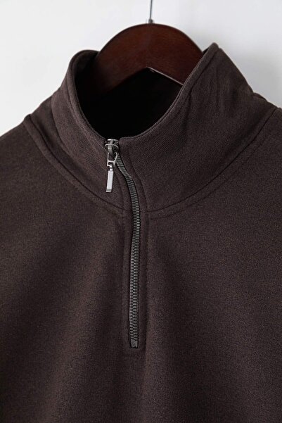 Trendyol Collection Brown Oversize/Wide Cut Stand Collar Zippered Label Inside Fleece Sweatshirt Tmnaw25Sw00168