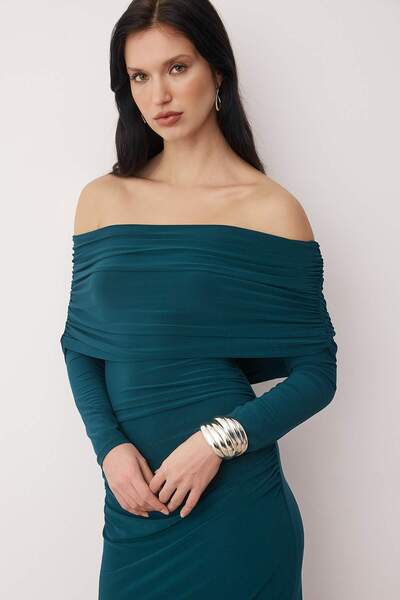 Trendyol Collection Rochie Maxi din material subțire elastică, cu guler Carmen, cu șnur, ediție limitată TWOAW26EL00112