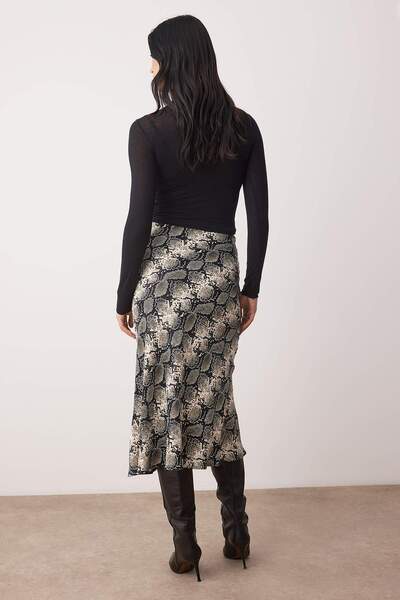 Trendyol Collection Black Animal/ Snake Pattern Woven Midi Satin Skirt Twoaw26Et00163
