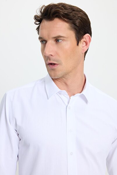 Tudors Μοντέρνο ανδρικό μακρυμάνικο πουκάμισο Easy Iron Dobby με μοντέρνο λεπτό μανίκι