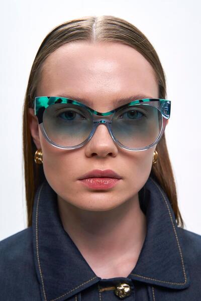 Bilge Karga Betty Green Gradient Sunglasses