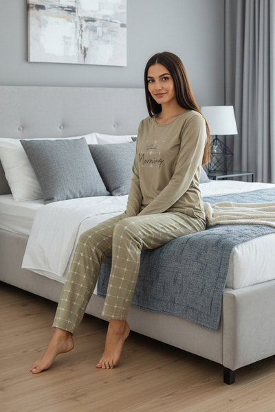 Bravie Elite Viscose Long Pajama Set with Six Square Patterns and Writing on Top Green 3554